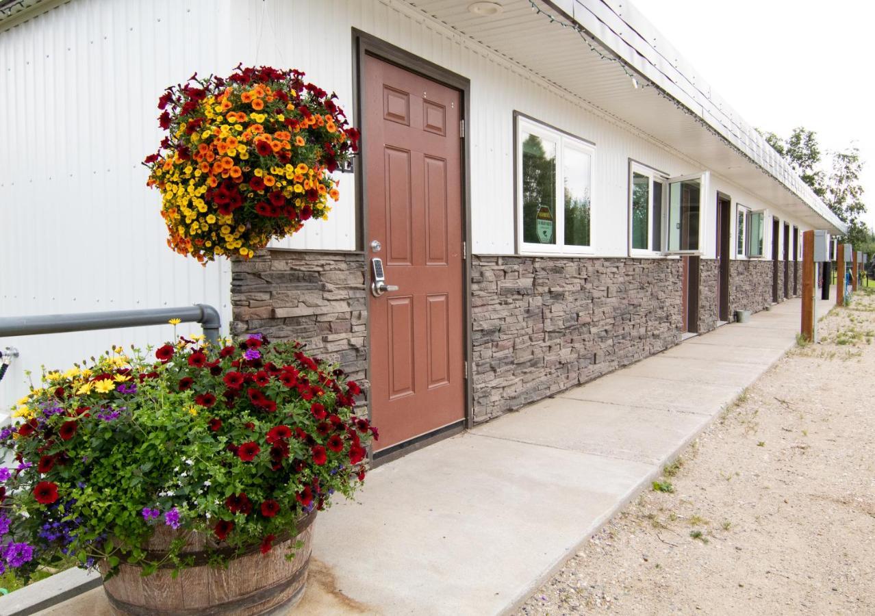 Delta Junction Alaska Frontier Inn المظهر الخارجي الصورة