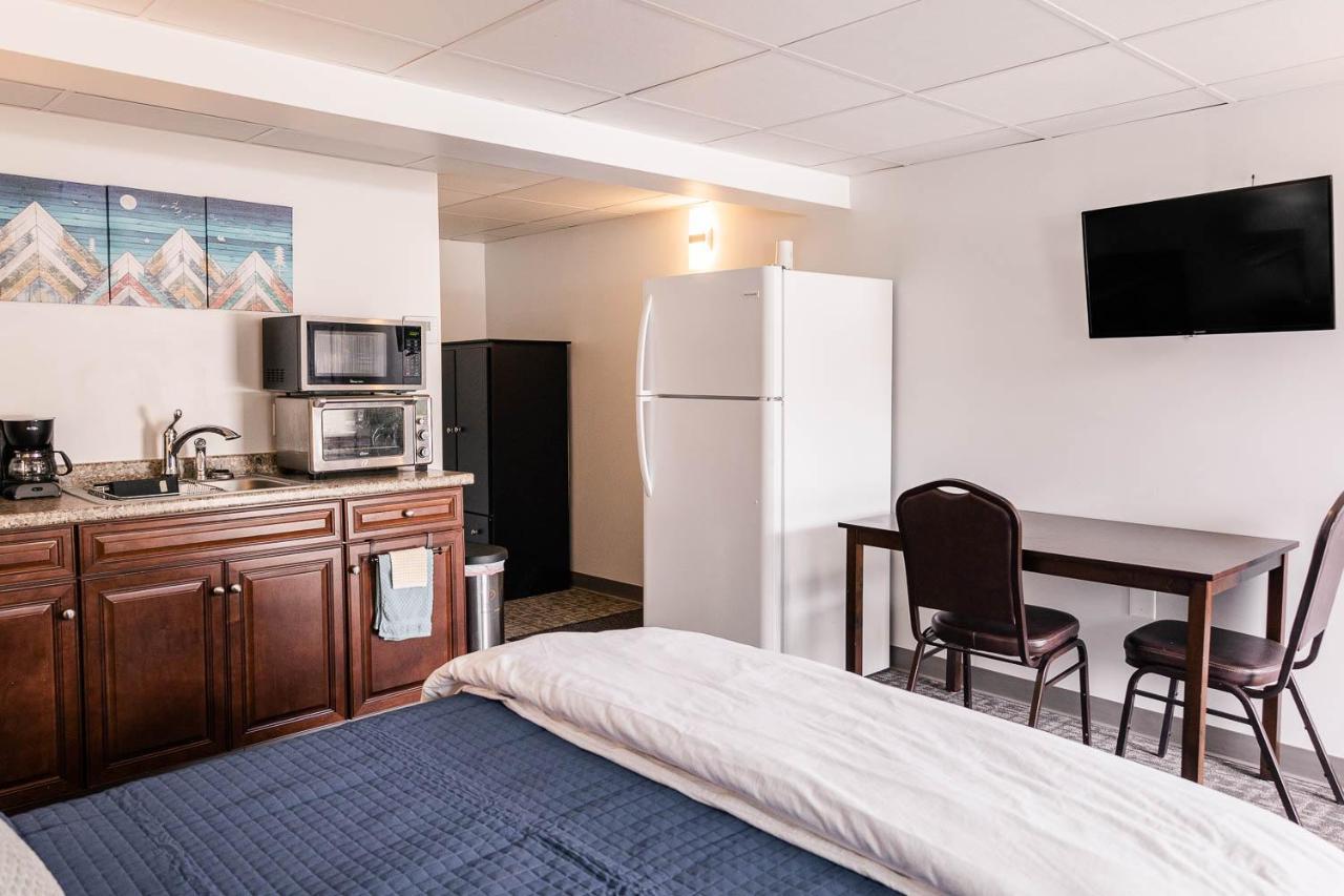 Delta Junction Alaska Frontier Inn المظهر الخارجي الصورة